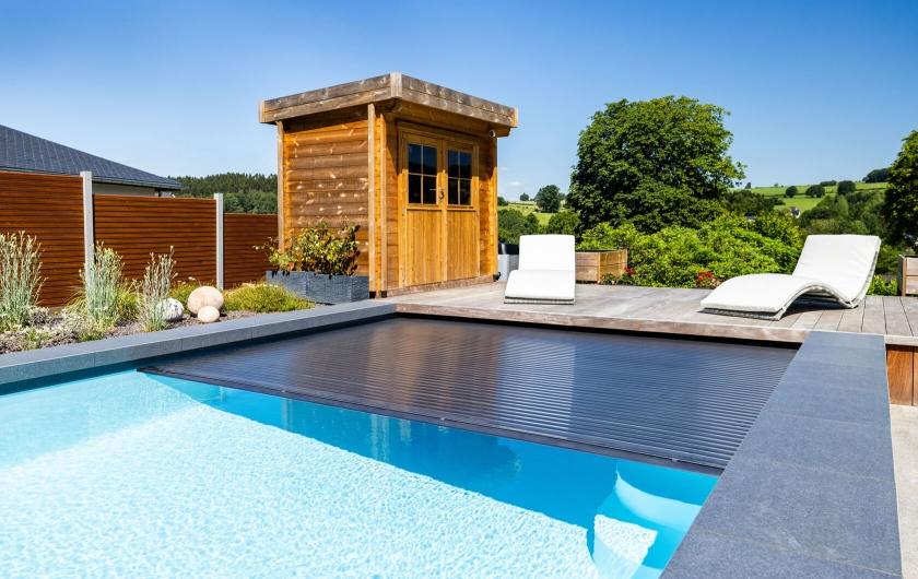 margelles en céramique foncée anthracite