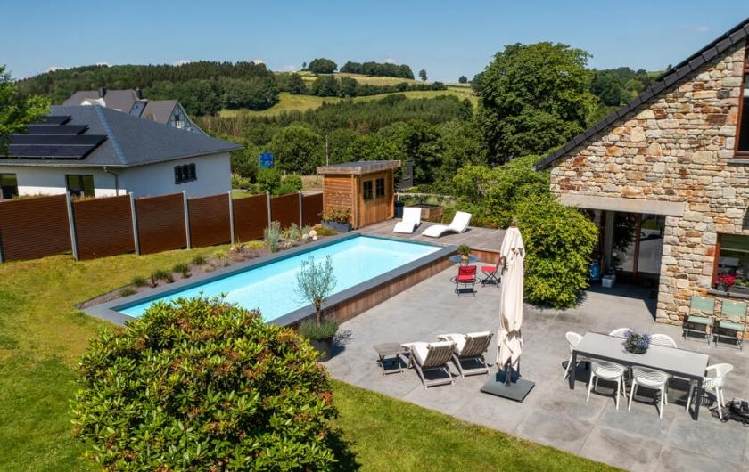 terrain accidenté piscine ardenne
