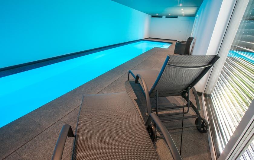 Un couloir de nage pour la pratique de natation sportive