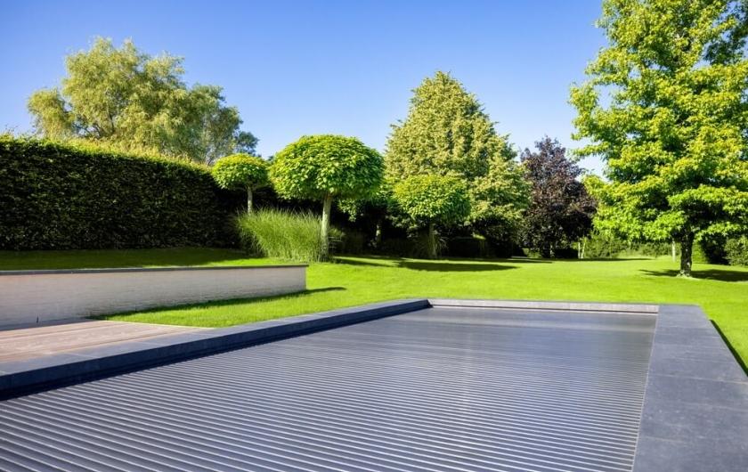 volet fermé piscine