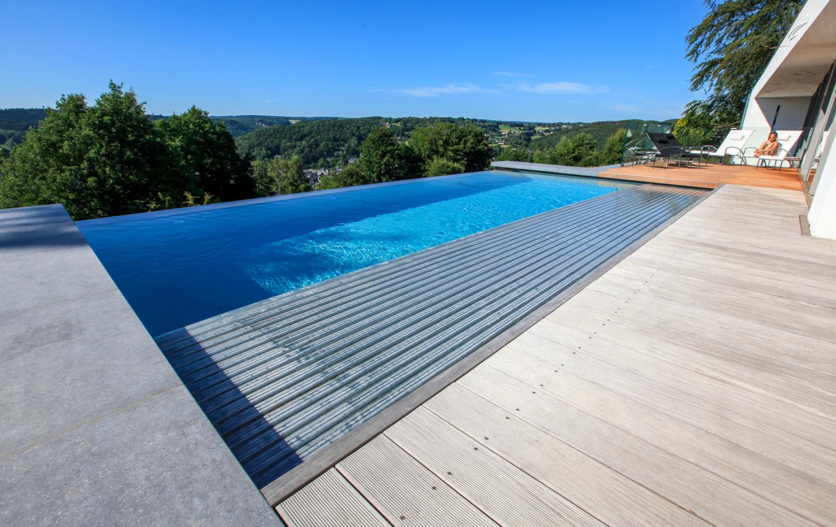 Piscines Ondine | Des piscines extérieures à débordement d’exception